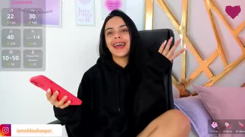 Snapshot of chloeharper_ chatting on November 17, 2025, 1:39 pm Chloe Harper online show from November 17, 2025, 1:39 pm