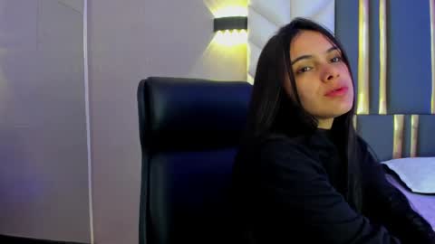 Snapshot of chloeharper_ chatting on May 11, 2026, 11:38 am Chloe Harper online show from May 11, 2026, 11:38 am