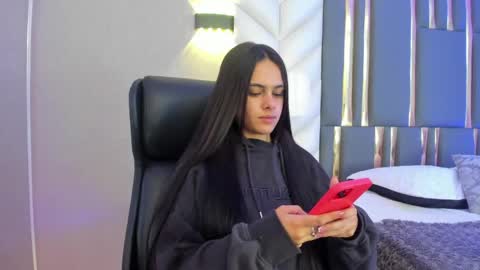 Snapshot of chloeharper_ chatting on May 23, 2026, 11:47 am Chloe Harper online show from May 23, 2026, 11:47 am
