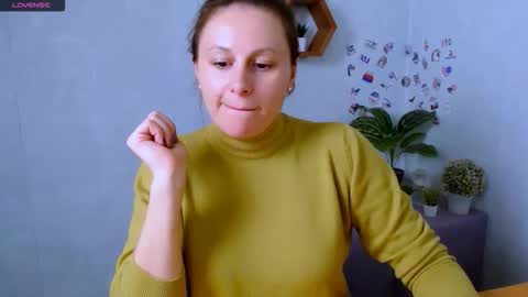 Snapshot of chloejill_ chatting on October 14, 2025, 4:08 pm Chloe online show from October 14, 2025, 4:08 pm