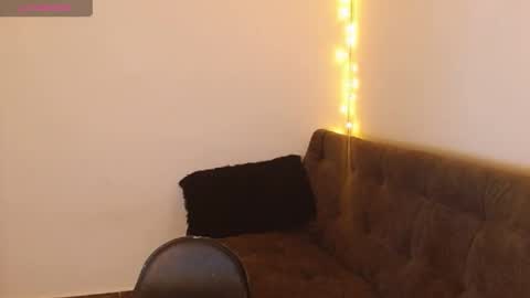 chloelopez_ online show from January 28, 2025, 4:08 am