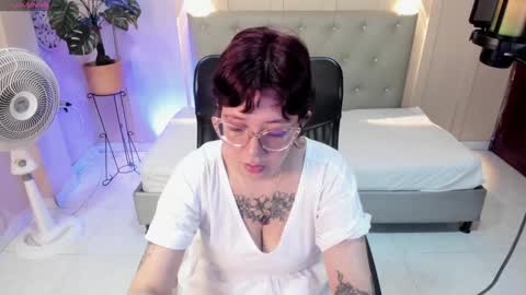 Chloe rosse online show from January 18, 2025, 1:19 am