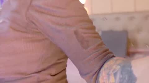 Chloe rosse online show from November 19, 2025, 1:38 am