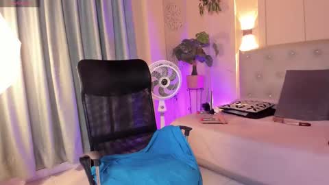 Chloe rosse online show from March 28, 2026, 1:16 am