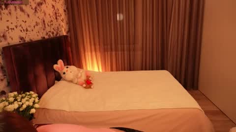 Chloe online show from February 21, 2026, 8:21 pm