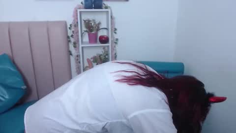 chloewild707rs online show from September 17, 2025, 7:37 pm