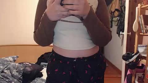 chmiri online show from October 17, 2025, 11:35 am