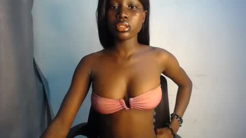 Snapshot of choco_nanstyxx chatting on September 16, 2025, 7:26 pm mila online show from September 16, 2025, 7:26 pm