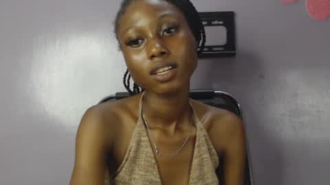 Snapshot of choco_petitqueen chatting on January 9, 2025, 4:17 pm choco_petitqueen online show from January 9, 2025, 4:17 pm