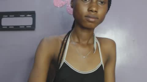 Snapshot of choco_petitqueen chatting on January 12, 2025, 10:45 am choco_petitqueen online show from January 12, 2025, 10:45 am