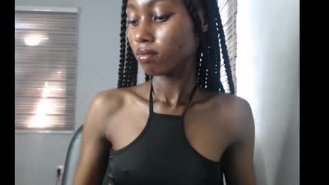 choco_petitqueen online show from November 18, 2025, 7:57 am