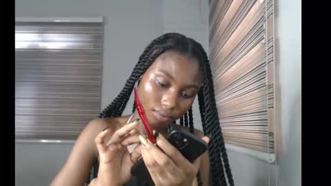 choco_petitqueen online show from November 27, 2025, 8:05 am