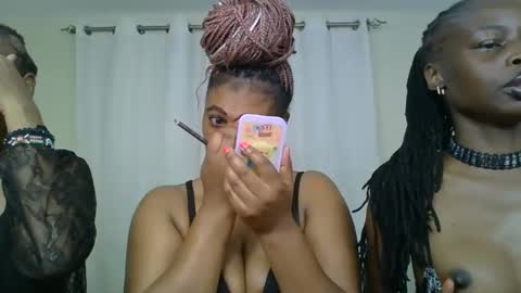 VIOLET online show from February 13, 2025, 4:43 am