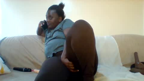 Snapshot of chocobabe002 chatting on July 1, 2026, 6:37 am chocobabe002 online show from July 1, 2026, 6:37 am