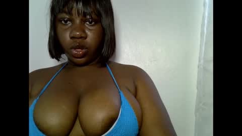 chocolateassgirl61 online show from September 24, 2025, 12:52 pm