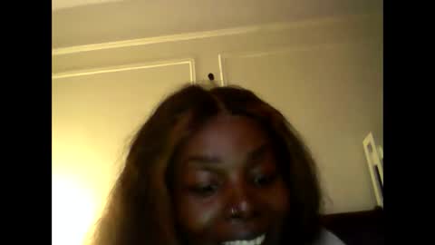 Snapshot of chocolatedrop_ chatting on September 24, 2025, 10:02 pm chocolatedrop_ online show from September 24, 2025, 10:02 pm