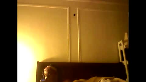 Snapshot of chocolatedrop_ chatting on October 6, 2025, 12:19 am chocolatedrop_ online show from October 6, 2025, 12:19 am
