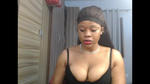 Snapshot of chocox_petitqueen chatting on July 7, 2026, 6:58 am ethereal online show from July 7, 2026, 6:58 am