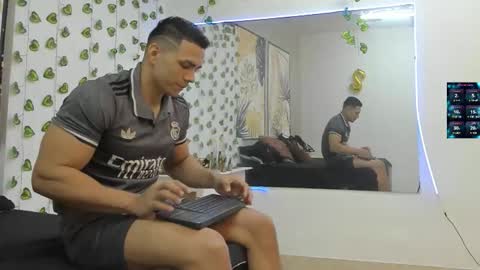 Chorey Thaylor online show from November 15, 2025, 2:57 pm