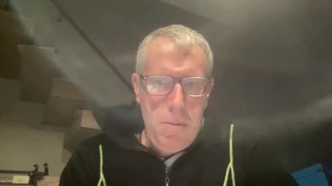 choupipat1 online show from January 14, 2026, 5:57 am