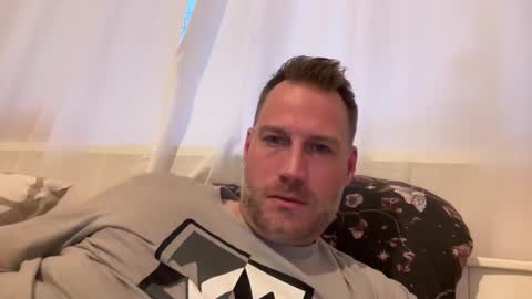 Christian online show from November 8, 2025, 3:45 pm