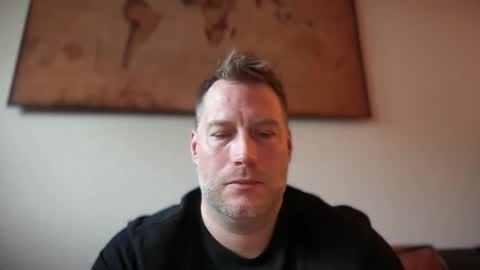 Snapshot of chris2024x chatting on April 17, 2026, 4:37 am Christian online show from April 17, 2026, 4:37 am