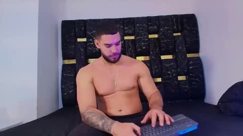 Chris B online show from November 18, 2025, 6:45 pm