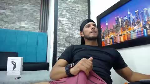 chris_dick2 online show from March 20, 2026, 4:39 am