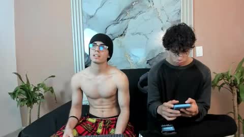 Chris Evans online show from December 21, 2025, 7:26 am