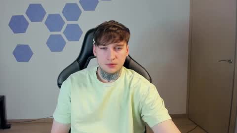 Chris Tyson online show from February 1, 2025, 3:41 am