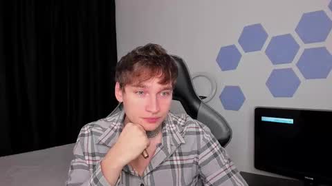 Chris Tyson online show from October 18, 2025, 12:35 am