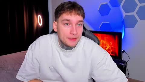 Chris Tyson online show from November 30, 2025, 7:56 am