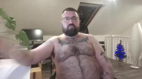 Snapshot of chriscubxxx chatting on December 22, 2025, 10:18 pm chriscubxxx online show from December 22, 2025, 10:18 pm