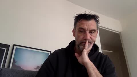 chrispanam13 online show from October 19, 2025, 10:27 am