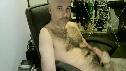 Snapshot of chrisprngr chatting on June 15, 2026, 5:26 pm chrisprngr online show from June 15, 2026, 5:26 pm