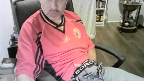 Snapshot of chrisprngr chatting on July 20, 2026, 6:43 pm chrisprngr online show from July 20, 2026, 6:43 pm