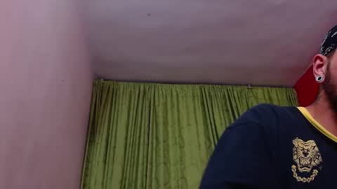 chriss_james online show from December 4, 2024, 8:01 am