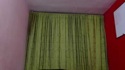 chriss_james online show from December 13, 2024, 4:00 am