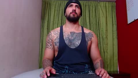 chriss_james online show from February 8, 2025, 4:03 am