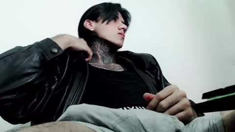 Snapshot of chriss_opp chatting on March 2, 2025, 5:47 pm CHRIS INDEPENT MODEL online show from March 2, 2025, 5:47 pm