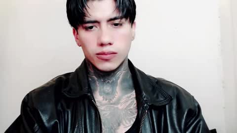 Snapshot of chriss_opp chatting on September 11, 2025, 1:33 pm CHRIS INDEPENT MODEL online show from September 11, 2025, 1:33 pm