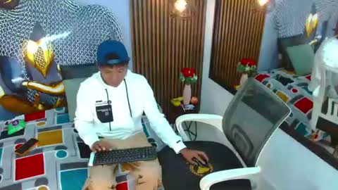 Snapshot of chrisshottx chatting on June 27, 2026, 7:30 pm chrisshottx online show from June 27, 2026, 7:30 pm