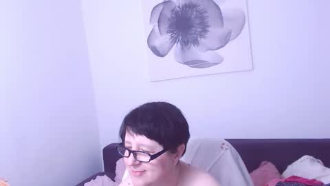 Christa online show from March 18, 2026, 9:40 pm