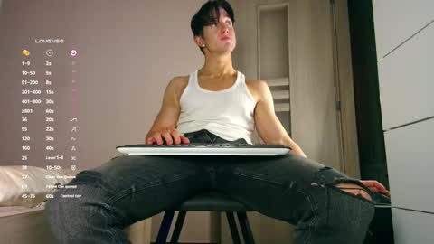 UPVOTE ME ------  ILL DO SOMETHING FOR FREE online show from December 17, 2025, 3:34 am