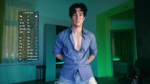 Snapshot of christianlevine_ chatting on May 7, 2026, 8:47 pm UPVOTE ME ------ ILL DO SOMETHING FOR FREE online show from May 7, 2026, 8:47 pm