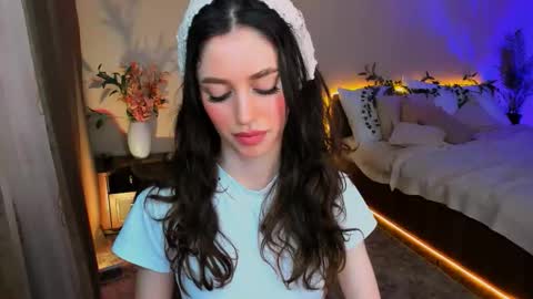 Snapshot of christinaconteeree chatting on September 20, 2025, 11:22 am christinaconteeree online show from September 20, 2025, 11:22 am