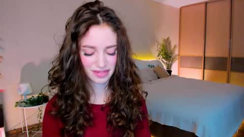 Snapshot of christinaconteeree chatting on October 9, 2025, 1:53 pm christinaconteeree online show from October 9, 2025, 1:53 pm