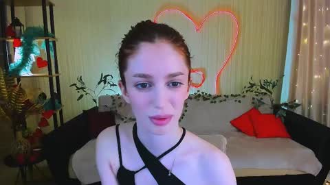 Snapshot of christinaconteeree chatting on May 14, 2026, 1:51 pm christinaconteeree online show from May 14, 2026, 1:51 pm