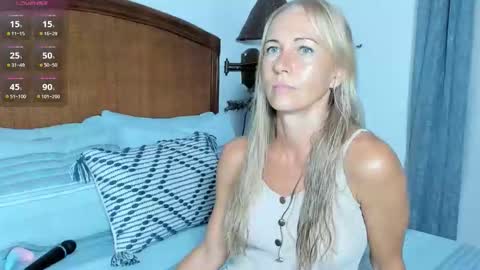 Snapshot of christine_35 chatting on June 3, 2026, 12:08 pm Christine - online show from June 3, 2026, 12:08 pm