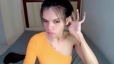 Snapshot of christine_slutt chatting on October 17, 2025, 7:05 pm STEFFY online show from October 17, 2025, 7:05 pm